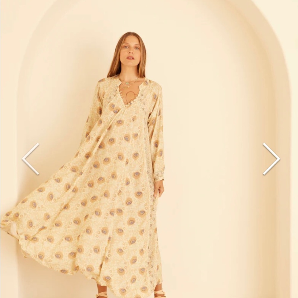 Natalie Martin Beige Paisley V-Neck Maxi Dress